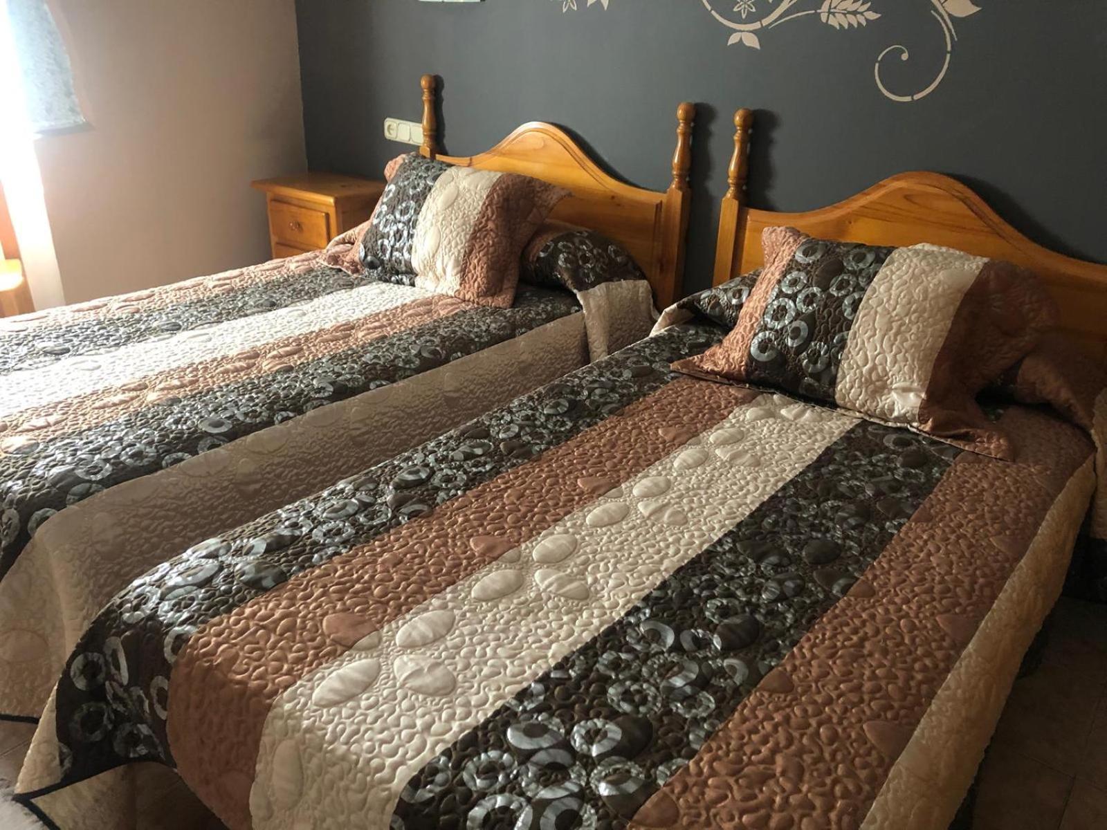 Hostal Ekaitza Hotel Lesaka Bagian luar foto