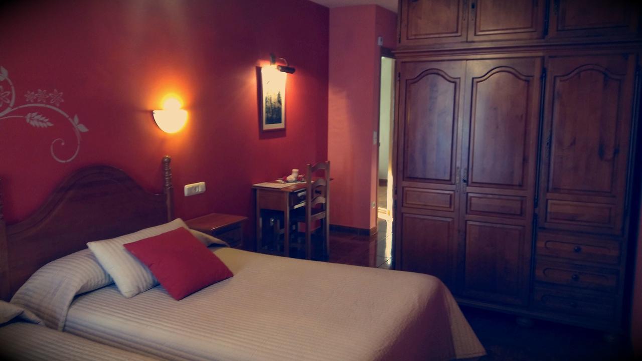 Hostal Ekaitza Hotel Lesaka Bagian luar foto