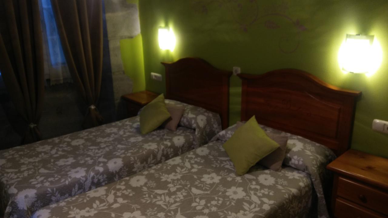 Hostal Ekaitza Hotel Lesaka Ruang foto