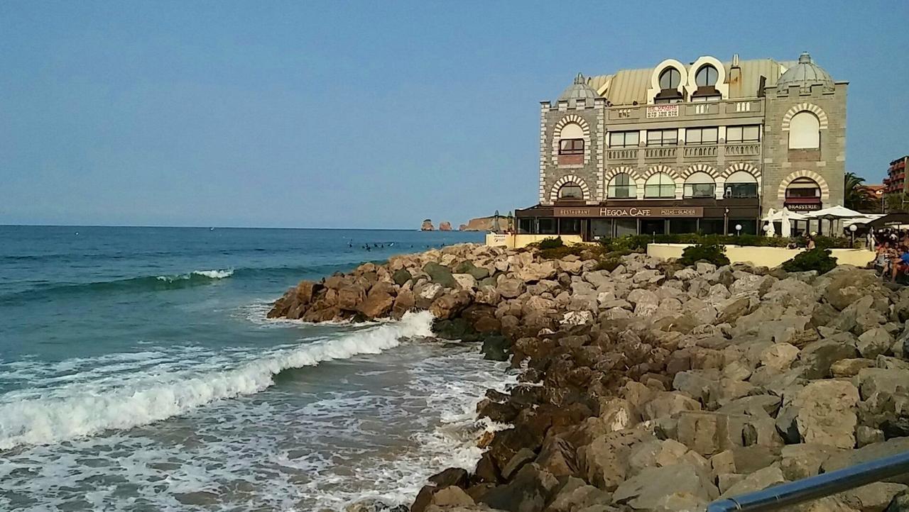 Hostal Ekaitza Hotel Lesaka Bagian luar foto